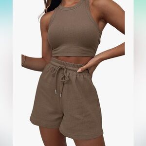 Brown two-piece lounge set. NWOT. Size L.